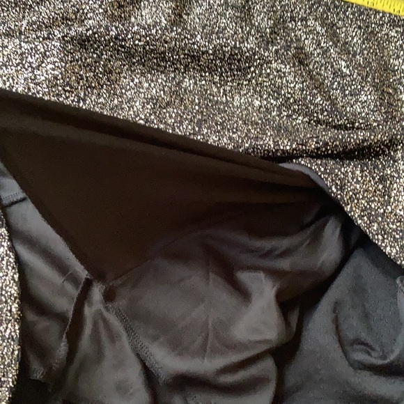 Adorable sparkly dress - Picture 12 of 12